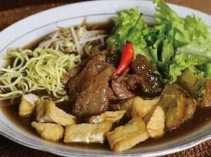 Tahu Campur Suroboyo yang Gurih Pedas Ada di 5 Warung Ini Tahu Campur Suroboyo yang Gurih Pedas Ada di 5 Warung Ini