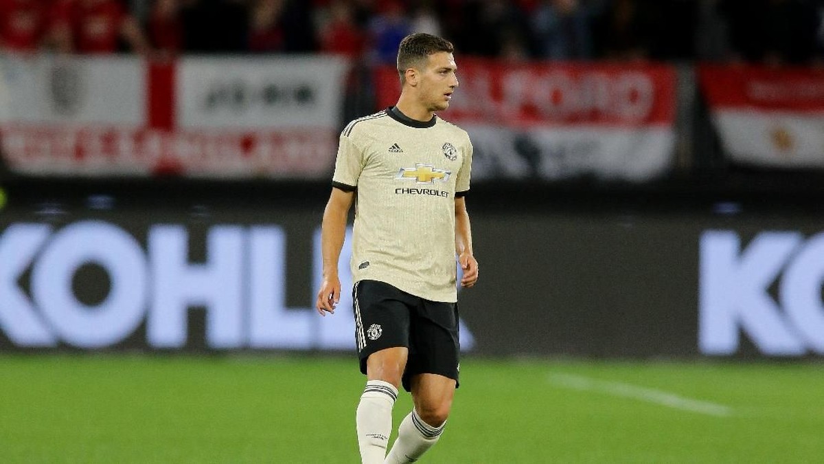 Diogo Dalot ke China pulihkan cedera pinggulnya (Will Russell/Getty Images)