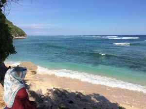 5 Tips Aman Bagi Wanita Solo Traveler