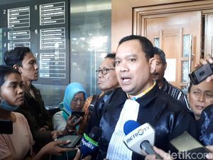 Pengacara Sebut Dakwaan Kivlan Zen Dipaksakan Pengacara Sebut Dakwaan Kivlan Zen Dipaksakan