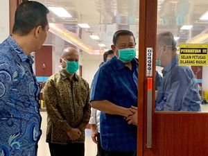 Jenguk BJ Habibie, SBY Batal Hadiri Acara Demokrat Jenguk BJ Habibie, SBY Batal Hadiri Acara Demokrat