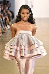 Koleksi Spring-Summer 2020 milik desainer Julianto bersinar di New York fashion Week