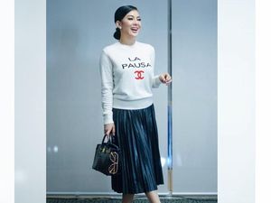 Ingat Lagi Ucapan Bule yang Ngaku Ayah Angkat Syahrini soal Sugar Daddy Ingat Lagi Ucapan Bule yang Ngaku Ayah Angkat Syahrini soal Sugar Daddy