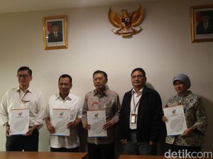 Rini Tunjuk Plt Dirut dan Direktur Pemasaran PTPN III Rini Tunjuk Plt Dirut dan Direktur Pemasaran PTPN III