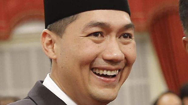 Presiden SBY melantik Muhammad Lutfi sebagai Menteri Perdagangan RI yang baru di Istana Negara, Jumat 142 pukul 14.00 WIB. Lutfi dipilih untuk menggantikan Gita Wirjawan yang sudah resmi mengundurkan diri sejak beberapa waktu lalu.
