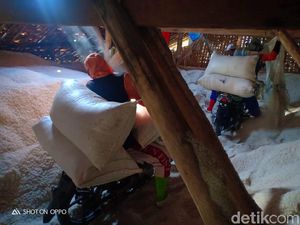 Harga Garam Anjlok, Petani di Rembang Pilih Timbun Hasil Panen Harga Garam Anjlok, Petani di Rembang Pilih Timbun Hasil Panen