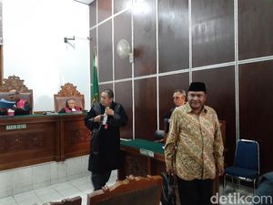 Sempat Divonis 3,5 Tahun Penjara, Eks Gubenur Aceh Lepas di MA Sempat Divonis 3,5 Tahun Penjara, Eks Gubenur Aceh Lepas di MA