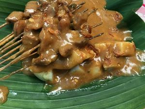 Jangan Hanya Doyan, Kenali 3 Jenis Sate Padang yang Punya Tampilan Berbeda