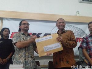 30 Pusat Kajian Antikorupsi se-Indonesia Tagih Janji Jokowi Kuatkan KPK