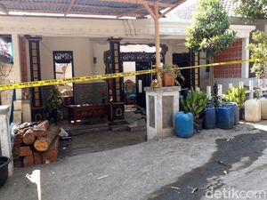 Penampakan Rumah yang Rusak Imbas Ledakan Bom Ikan di Pasuruan