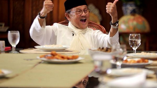 Mengenang Kembali Mendiang BJ Habibie, Lewat Diplomasi Kulinernya yang Berkesan