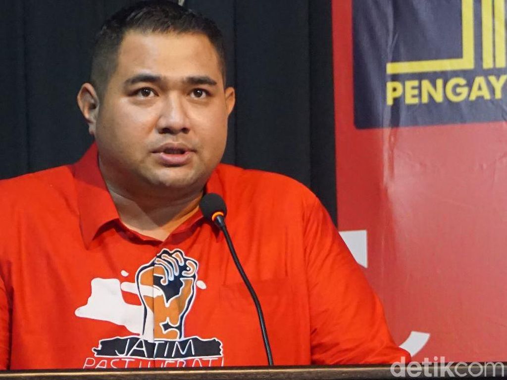 Masyarakat Ponorogo Bisa Bayar Pembuatan Paspor Lewat Aplikasi Online Masyarakat Ponorogo Bisa Bayar Pembuatan Paspor Lewat Aplikasi Online