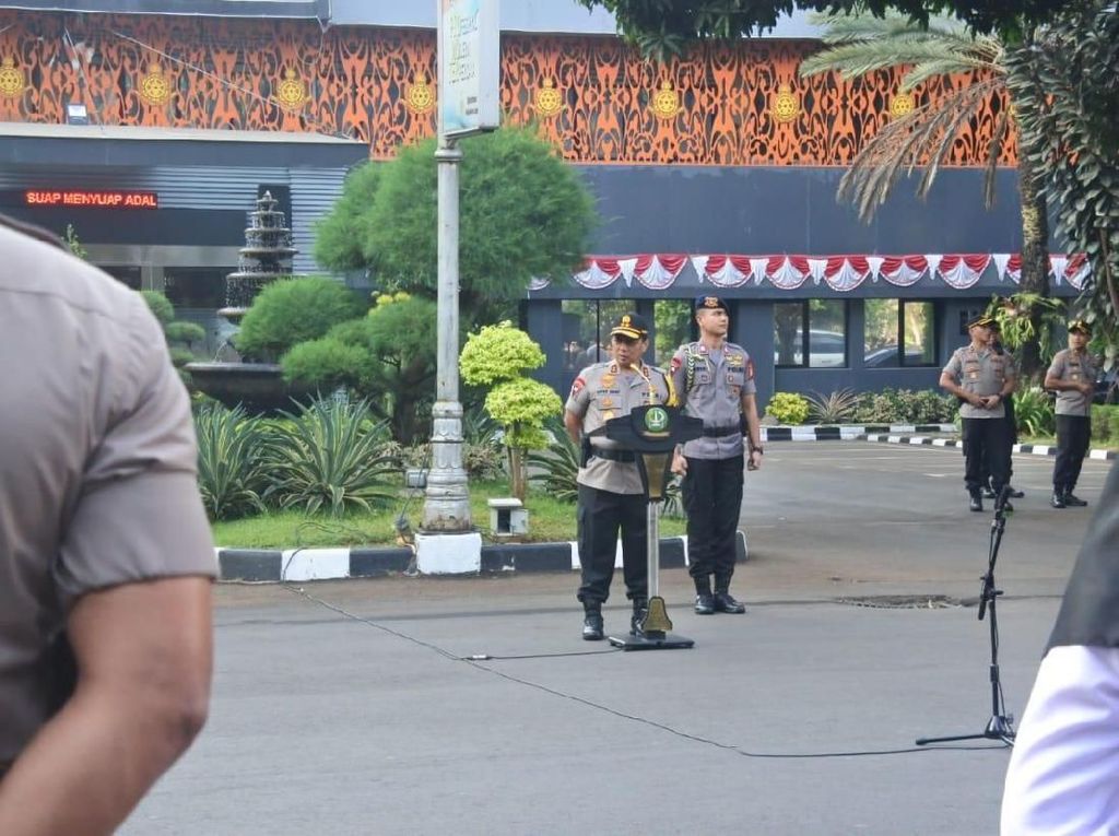 Kapolda Metro Ingatkan Anggota Jauhi Narkoba: Jangan Main-main! Kapolda Metro Ingatkan Anggota Jauhi Narkoba: Jangan Main-main!