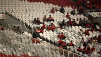 Mereka juga mengeluhkan harga tiket yang mahal.