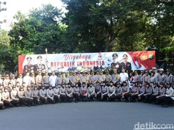 8 Polisi Peraih Medali di Kejurnas Atletik Master Indonesia Diberi Award