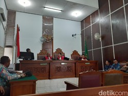 Gugatan Ikan Koi Mati Gegara Listrik Padam Ditolak, Warga Banding