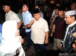 Prabowo Melayat ke Rumah Duka BJ Habibie Prabowo Melayat ke Rumah Duka BJ Habibie
