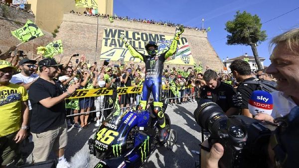 Potret Bisnis Miliaran Rupiah Valentino Rossi di Kampung Halamannya