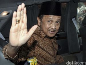Tips Menua dengan Pikiran dan Tubuh Sehat Seperti Eyang Habibie