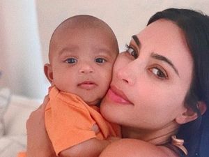Kim Kardashian Percaya Putranya Reinkarnasi Sang Ayah Kim Kardashian Percaya Putranya Reinkarnasi Sang Ayah