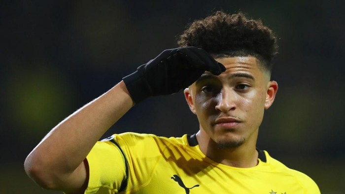 DORTMUND, GERMANY - MARCH 05:  Jadon Sancho of Borussia Dortmund in action during the UEFA Champions League Round of 16 Second Leg match between Borussia Dortmund and Tottenham Hotspur at Westfalen Stadium on March 05, 2019 in Dortmund, North Rhine-Westphalia. (Photo by Dean Mouhtaropoulos/Getty Images)