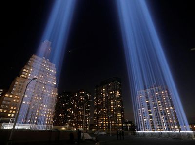 Potret Cahaya Kembar di Peringatan 18 Tahun Tragedi 9/11