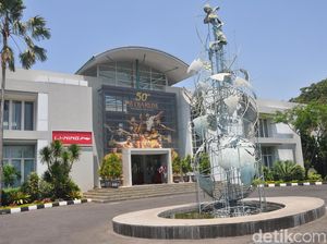 Plt Bupati Kudus Komentari Berhentinya Audisi PB Djarum Plt Bupati Kudus Komentari Berhentinya Audisi PB Djarum