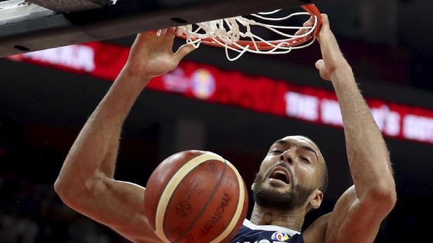 Rudy Gobert jadi bintang kemenangan Prancis atas Amerika Serikat.