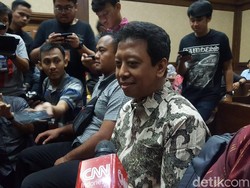 Rommy Ngeluh Sidang Perdana Kasus Suap: Molor dari Jadwal