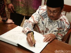 Kenangan Asuransi Tertua RI Diselamatkan BJ Habibie saat Krismon