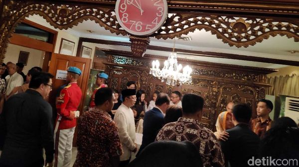 Suasana di Rumah Duka BJ Habibie