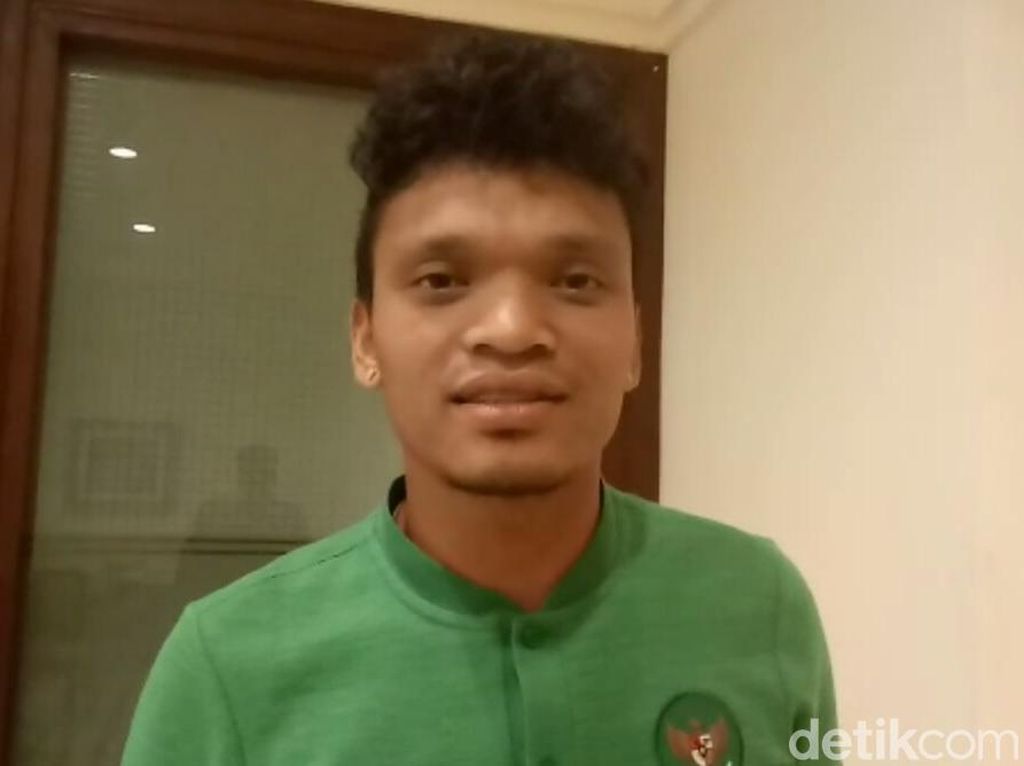 Ferdinand Sinaga: Malam Bela Timnas, Sore Main di PSM Ferdinand Sinaga: Malam Bela Timnas, Sore Main di PSM