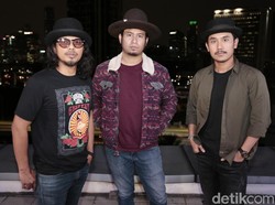 Gugun Blues Shelter Bagi Pengalaman Garap Lagu untuk Film