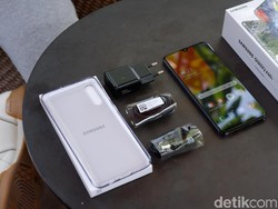 Samsung Akan Jual Ponsel Tanpa Charger?