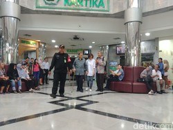 Najwa dan Quraish Shihab Jenguk BJ Habibie di RSPAD Gatot Soebroto