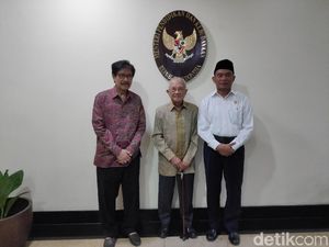 Boenjamin Setiawan: Dari Salep Panu, Masuk Daftar Orang Terkaya RI Boenjamin Setiawan: Dari Salep Panu, Masuk Daftar Orang Terkaya RI