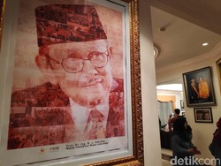 Semasa Hidup, BJ Habibie Rajin Berenang untuk Jaga Kesehatan