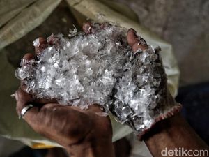 Kurangi Emisi, Shell Bangun Fasilitas Pengolahan Limbah Plastik Kurangi Emisi, Shell Bangun Fasilitas Pengolahan Limbah Plastik