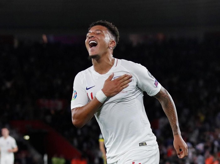 Soccer Football - Euro 2020 Qualifier - Group A - England v Kosovo - St Mary's Stadium, Southampton, Britain - September 10, 2019  England's Jadon Sancho celebrates scoring their fourth goal   REUTERS/David Klein