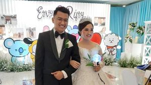 Foto: Serunya Pernikahan KPopers Indonesia Bertema BTS yang Jadi Viral