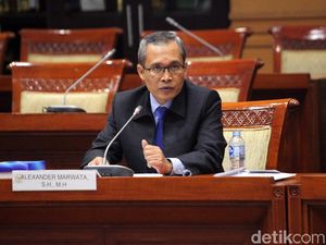 Ada di Kantor, Alexander Ngaku Tak Tahu Ada Konpers KPK soal Firli Ada di Kantor, Alexander Ngaku Tak Tahu Ada Konpers KPK soal Firli