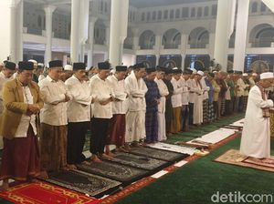 Dewan Masjid Jatim Ingatkan Shalat Tarawih Digelar dengan Prokes Ketat