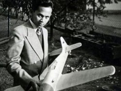 Airlangga Ungkap Keinginan Habibie Agar ITI Jadi Perguruan Tinggi Negeri