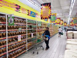 Giant Tutup 7 Gerai Sepanjang 2019 Giant Tutup 7 Gerai Sepanjang 2019