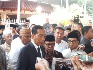 Jokowi: Penghormatan Besar, Saya Jadi Irup Pemakaman Habibie