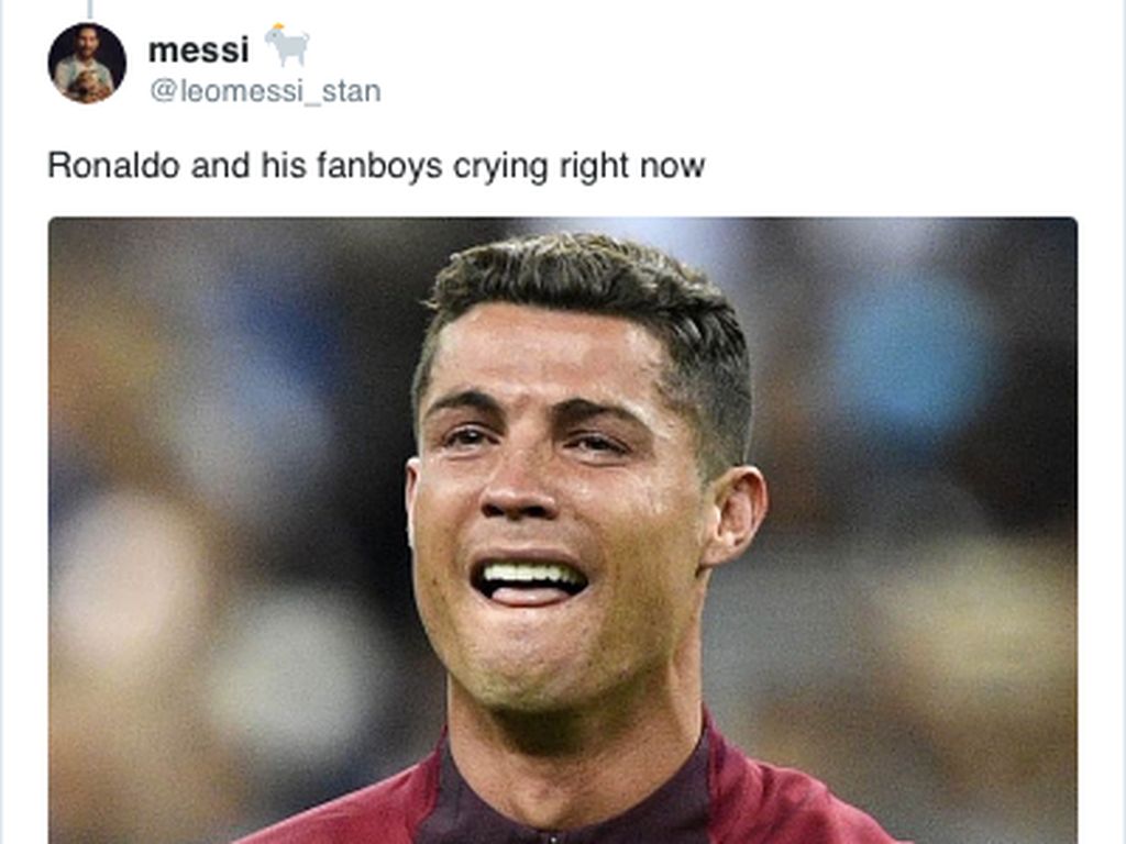 Meme Kocak Ronaldo Nangis Diungguli Messi di FIFA 20