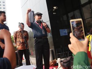 UU KPK Wajibkan Penyidik Sehat Jasmani, Bagaimana Nasib Novel Baswedan? UU KPK Wajibkan Penyidik Sehat Jasmani, Bagaimana Nasib Novel Baswedan?