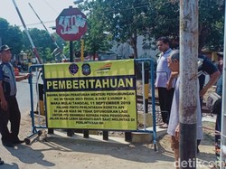 Portal Lintasan Sebidang di Blitar Dicabut, Rp 700 Juta Harus Disiapkan