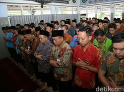 Bupati Anas: BJ Habibie Sosok Menginspirasi Anak-anak Muda Cintai Iptek