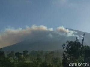 Ada Kebakaran, Seluruh Jalur Pendakian Gunung Merbabu Ditutup